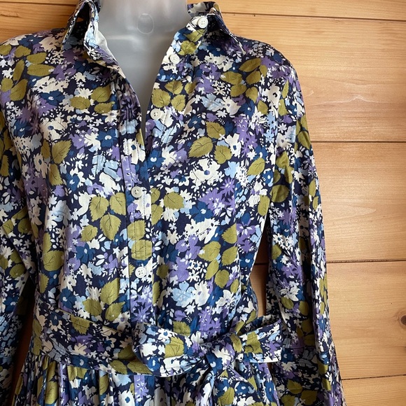 Fabulous floral button down dress with waist tie - Picture 2 of 6